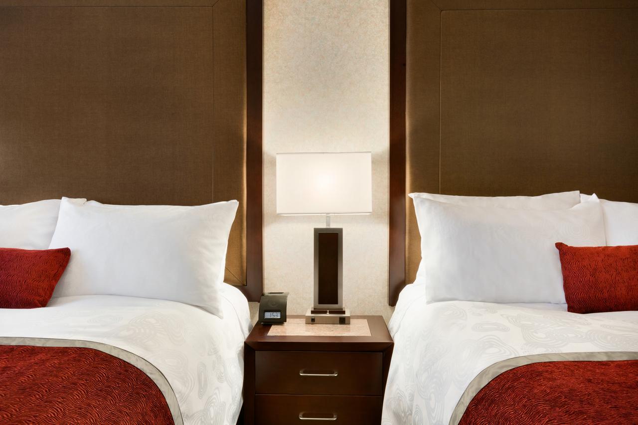 Poco Inn And Suites Hotel And Conference Center Port Coquitlam Zewnętrze zdjęcie