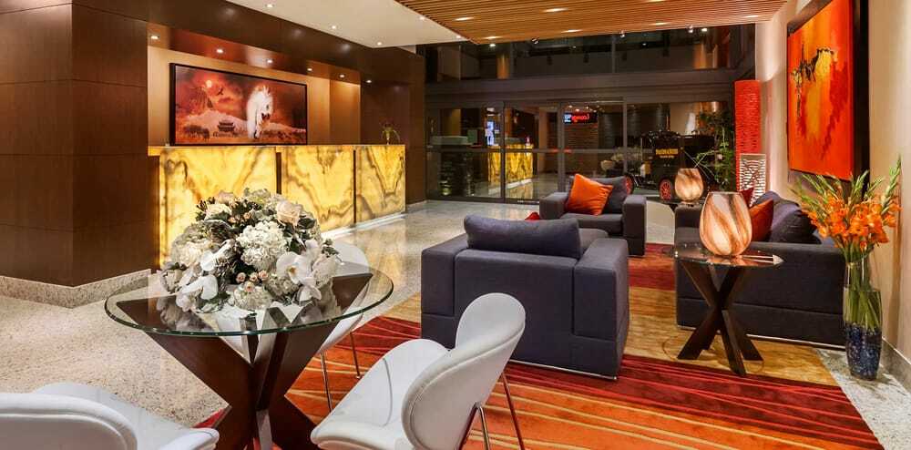 Poco Inn And Suites Hotel And Conference Center Port Coquitlam Zewnętrze zdjęcie
